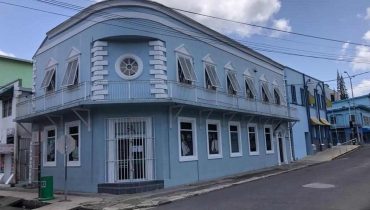 COMMERCIAL BUILDING IN CASTRIES
