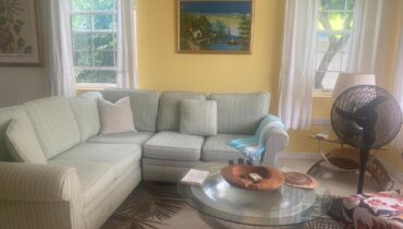APARTMENT IN RODNEY BAY
