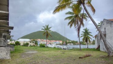LARGE WATERFRONT INVESTMENT PROPERTIES IN RODNEY BAY NOW FOR SALE