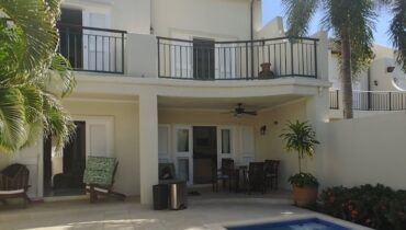 Cap Cove – 3 Bedroom Townhouse with Pool