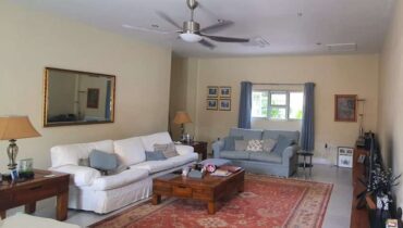 SUNNYSIDE VILLA FOR SALE IN CAP ESTATE