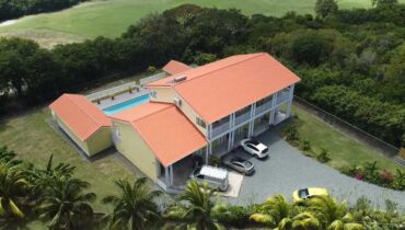 SUNNYSIDE VILLA FOR SALE IN CAP ESTATE