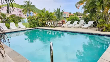 A THREE BEDROOM WATERFRONT PROPERTY FOR SALE IN RODNEY BAY