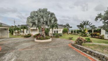 Sea Breeze Villa, Cap Estate For Sale