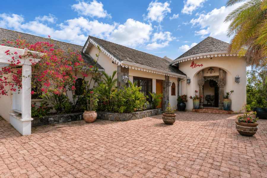 VILLA BUTTERFLY FOR SALE LOCATED AT MOUNT DU CAP, CAP ESTATE, SAINT LUCIA