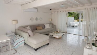 WATERFRONT CONDO FOR SALE LOCATED IN RODNEY BAY SAINT LUCIA