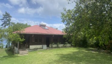 BEACHFRONT PROPERTY FOR SALE ON THE WEST COAST OF SAINT LUCIA