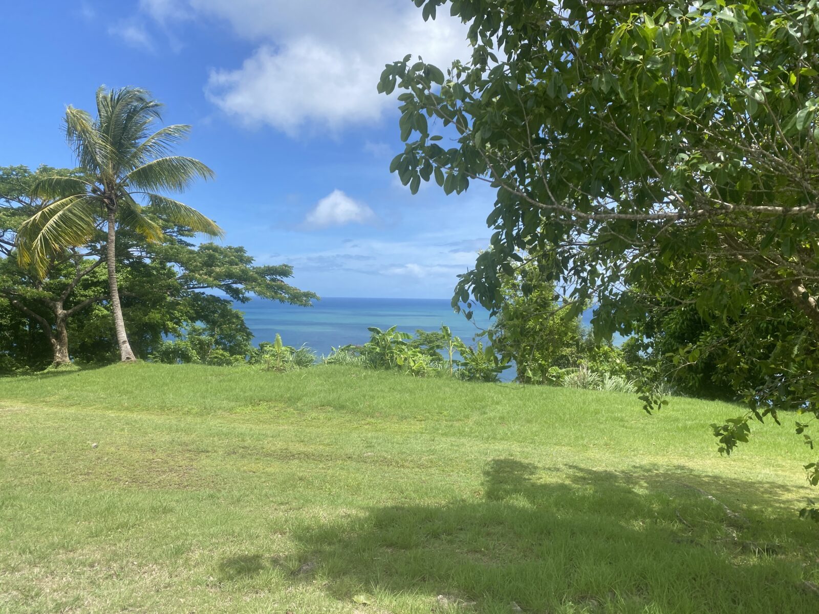 BEACHFRONT PROPERTY FOR SALE ON THE WEST COAST OF SAINT LUCIA