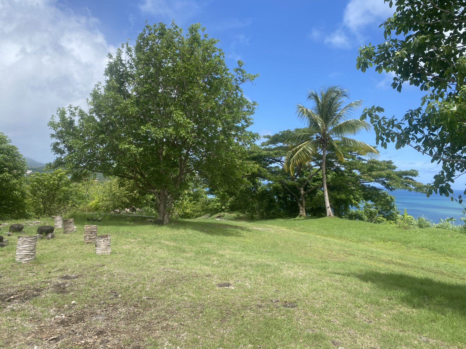 BEACHFRONT PROPERTY FOR SALE ON THE WEST COAST OF SAINT LUCIA