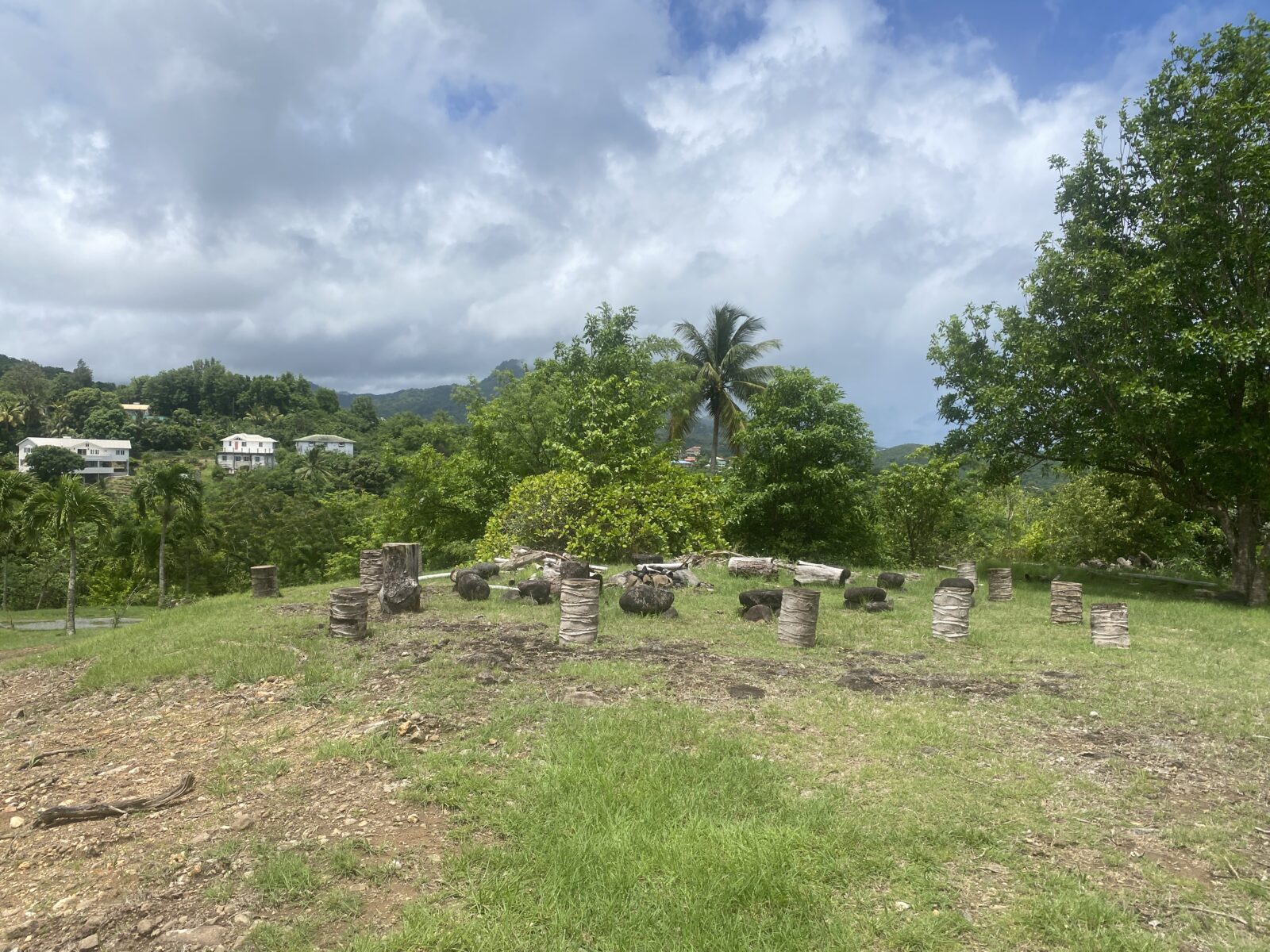 BEACHFRONT PROPERTY FOR SALE ON THE WEST COAST OF SAINT LUCIA