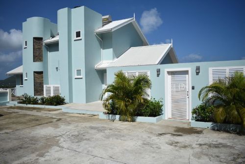 APARTMENT FOR RENT LOCATED AT BELLE VUE, GROS ISLET, SAINT LUCIA