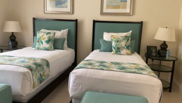 THE LANDINGS APARTMENT NO. 902 FOR SALE