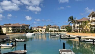 THE LANDINGS APARTMENT NO. 902 FOR SALE