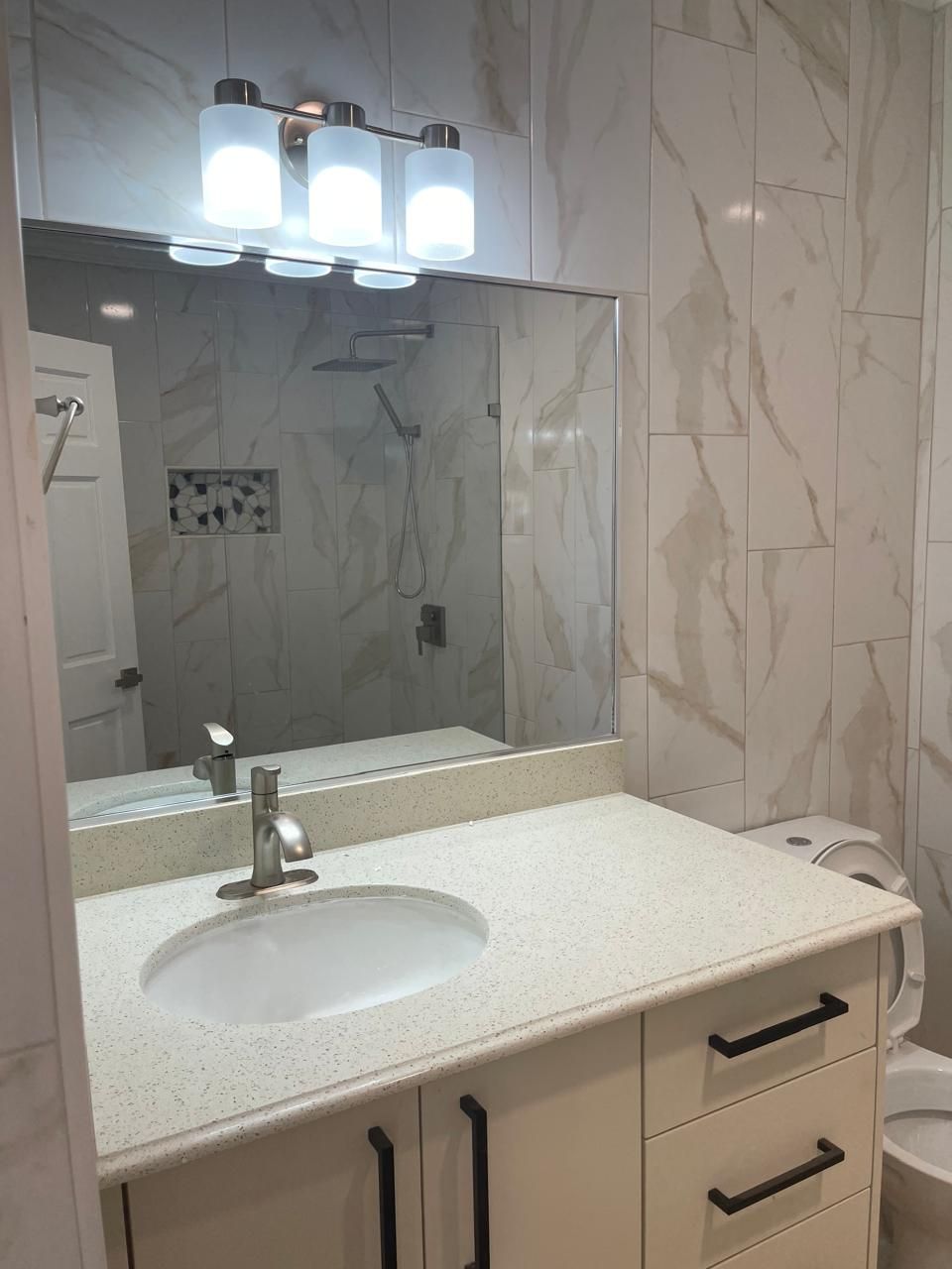 COMING SOON ULTRA-MODERN 2-BED APARTMENT FOR RENT LOCATED AT RODNEY BAY, ST. LUCIA