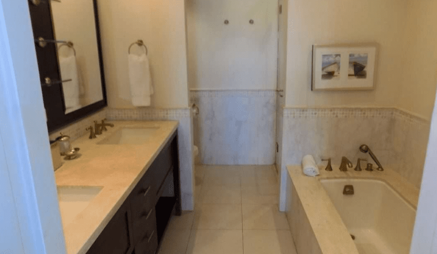 The Landings Apartment NO. 814 For Sale