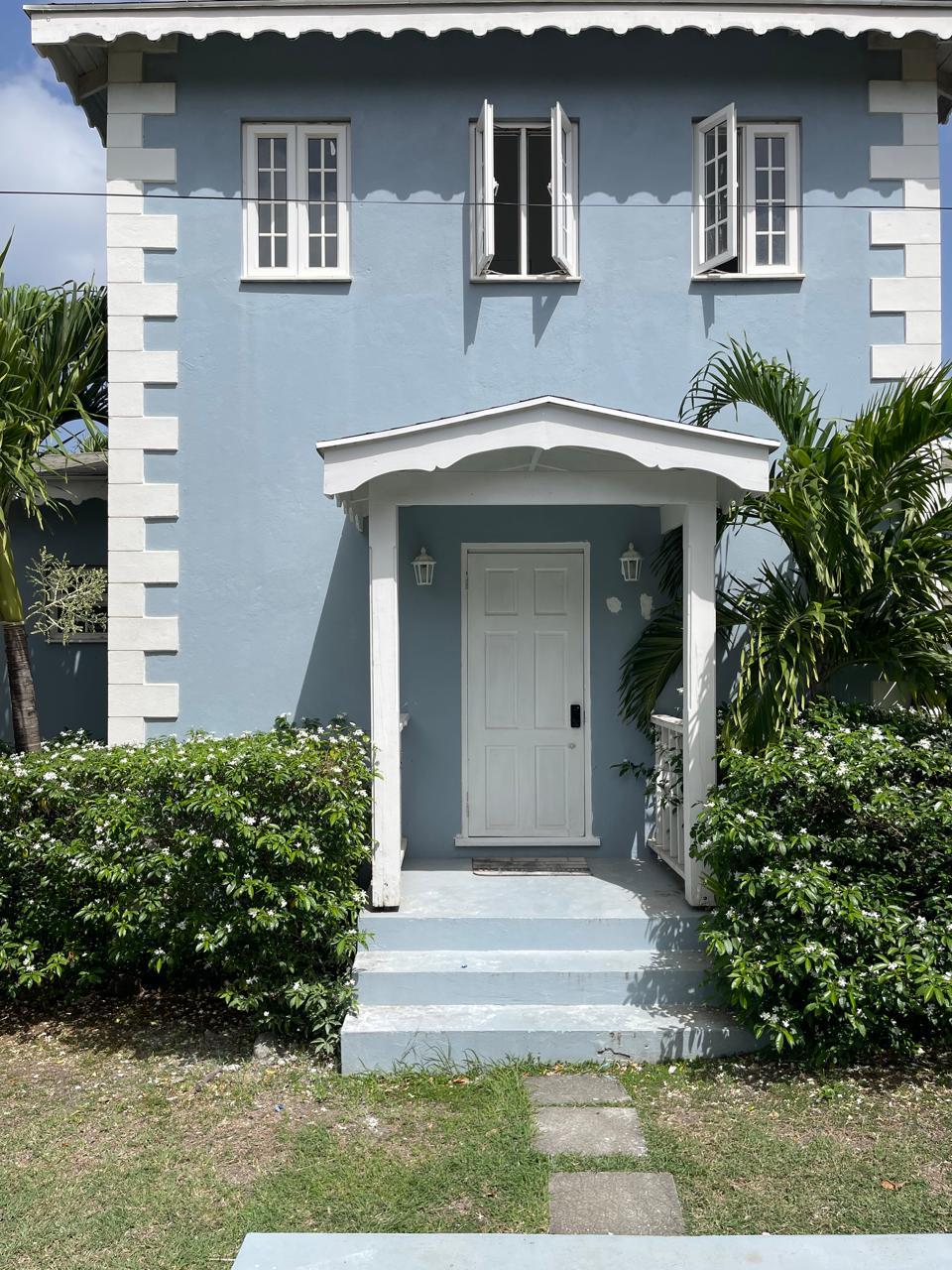 ULTRA MODERN 3-BED CONDOMINIUM FOR SALE LOCATED AT GATE PARK, CAP ESTATE, ST. LUCIA