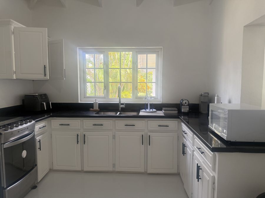 ULTRA MODERN 3-BED CONDOMINIUM FOR SALE LOCATED AT GATE PARK, CAP ESTATE, ST. LUCIA