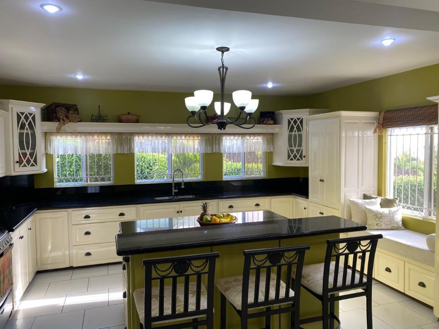 4-BED HOUSE FOR SALE LOCATED AT COUBARIL, CASTRIES, ST. LUCIA