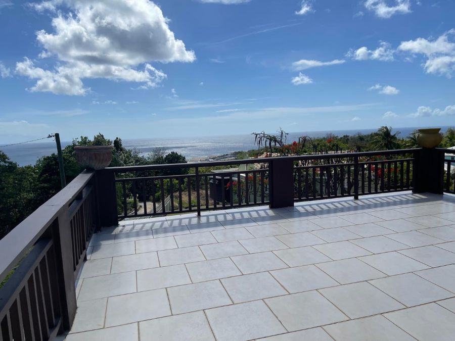4-BED HOUSE FOR SALE LOCATED AT COUBARIL, CASTRIES, ST. LUCIA