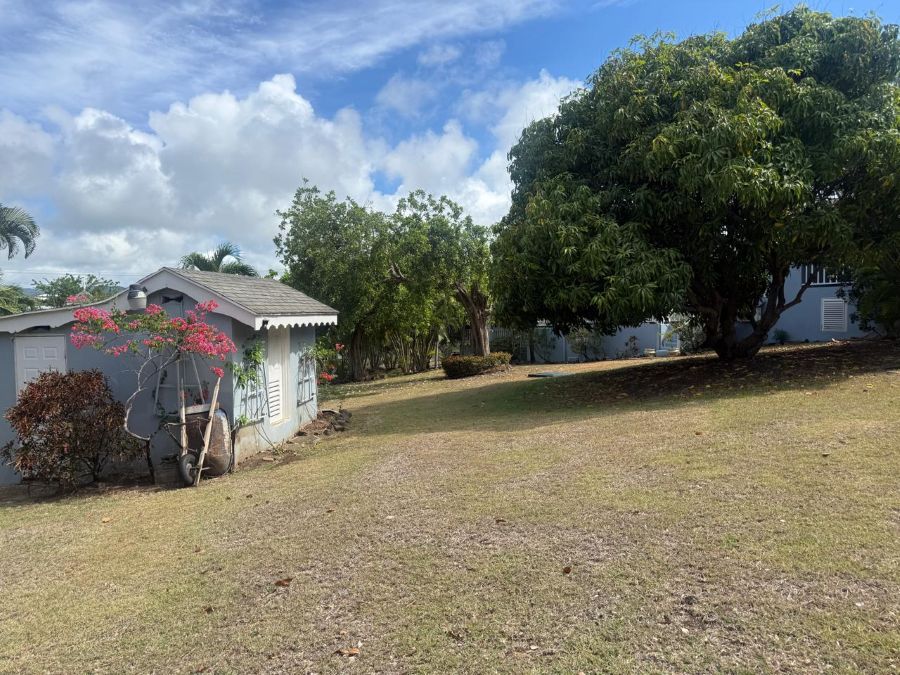 GARDEN-VIEW CONDOMINIUM FOR RENT LOCATED AT GATE PARK, CAP ESTATE, SAINT LUCIA