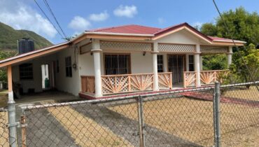 FIXER UPPER 3-BED BUNGALOW FOR SALE LOCATED AT REDUIT ORCHARD, RODNEY BAY, SAINT LUCIA