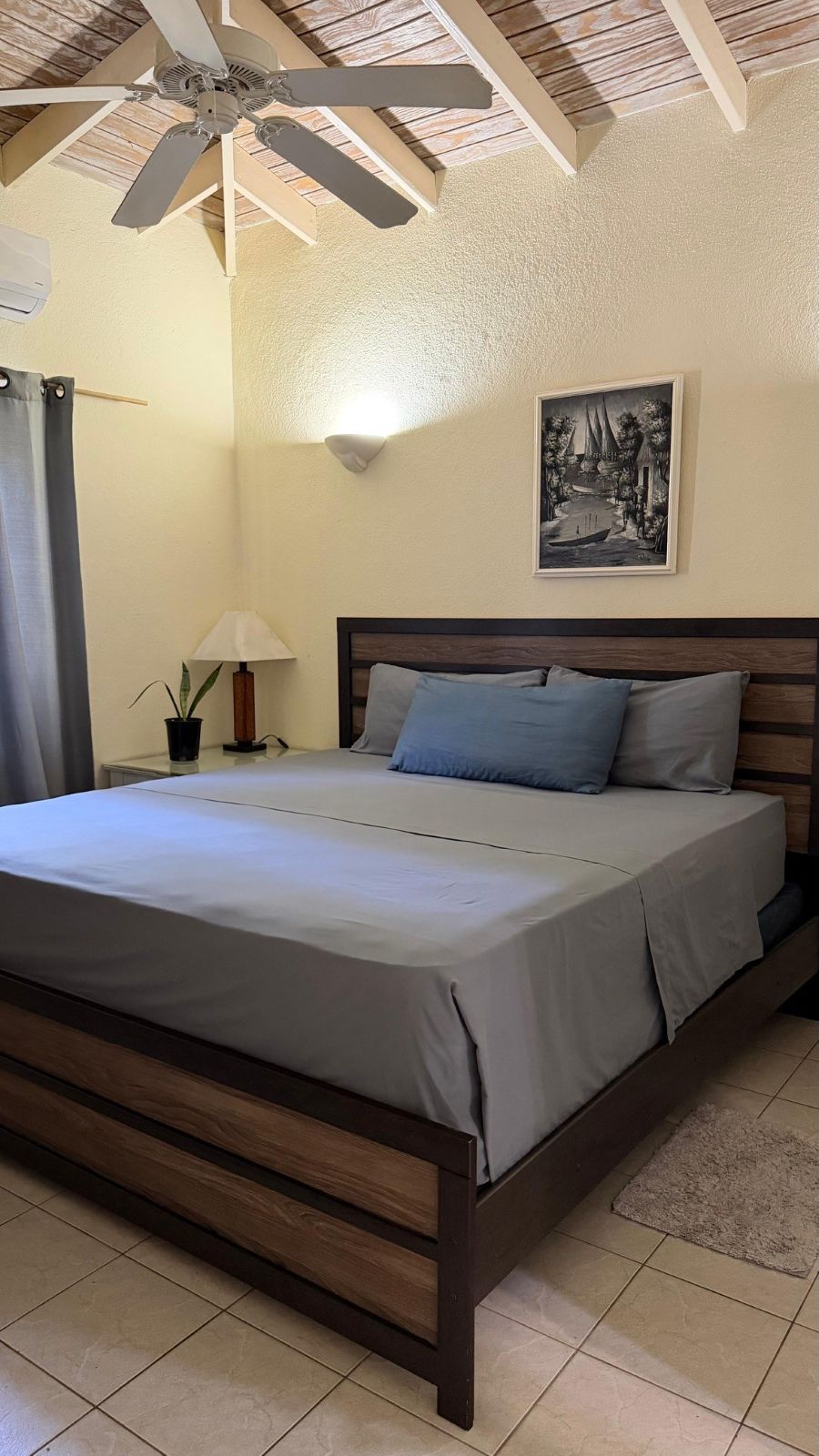 GARDEN-VIEW CONDOMINIUM FOR RENT LOCATED AT GATE PARK, CAP ESTATE, SAINT LUCIA