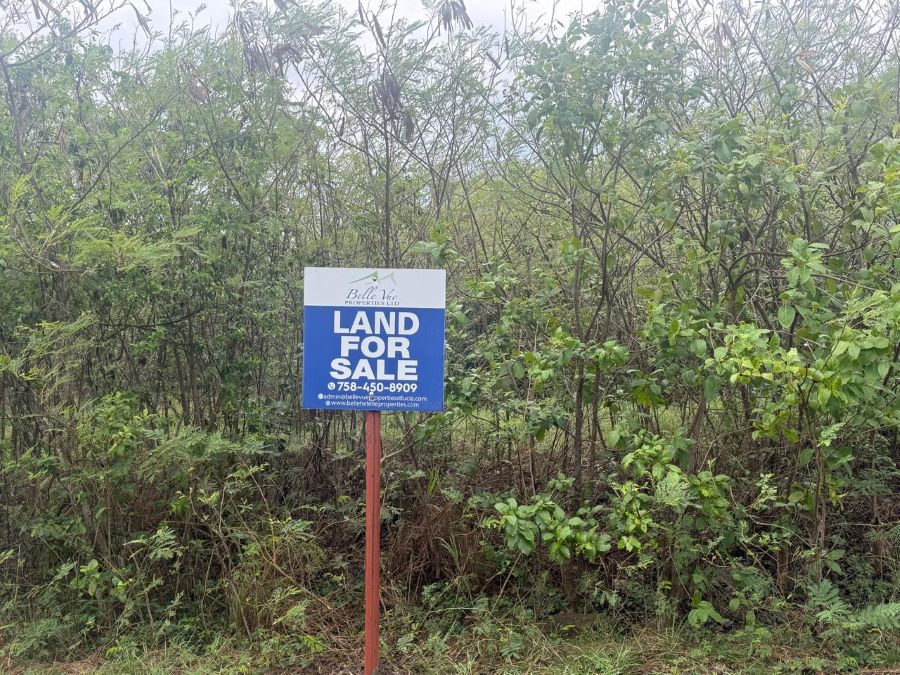 PLOT OF LAND FOR SALE BORDERING THE GOLF COURSE LOCATED AT CAP ESTATE, ST. LUCIA