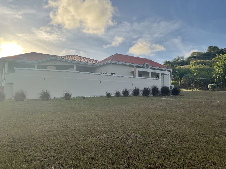VILLA FOR RENT LOCATED ON THE GOLF COURSE, CAP ESTATE, SAINT LUCIA