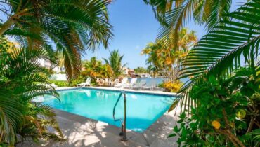 GARDEN CONDO FOR RENT LOCATED AT RODNEY BAY, SAINT LUCIA