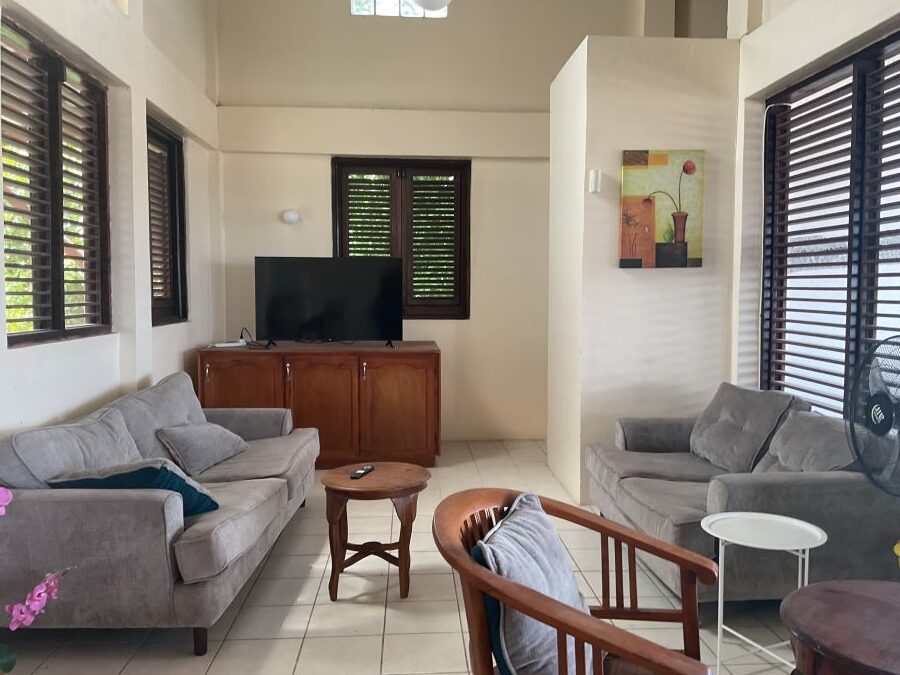 HOUSE FOR SALE IN RODNEY HEIGHTS, RODNEY BAY, SAINT LUCIA