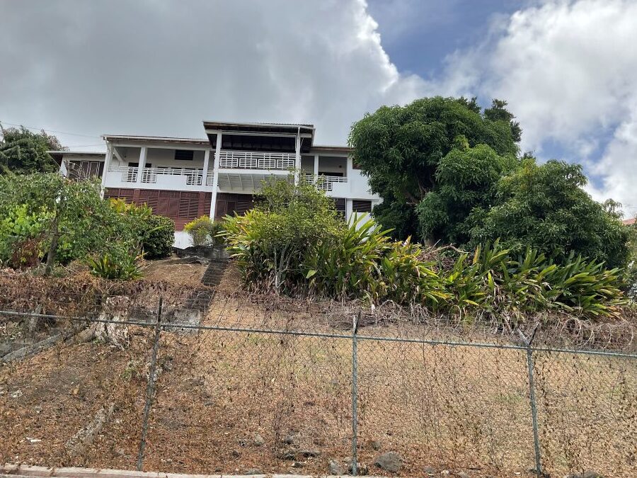 HOUSE FOR SALE IN RODNEY HEIGHTS, RODNEY BAY, SAINT LUCIA