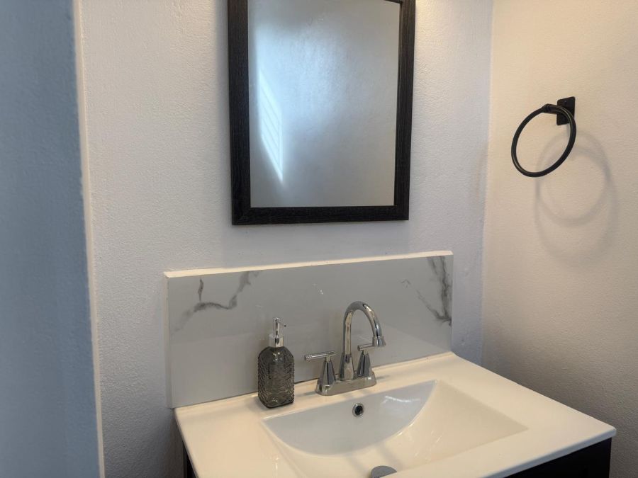 DELUXE APARTMENTS FOR RENT LOCATED AT RODNEY BAY, SAINT LUCIA