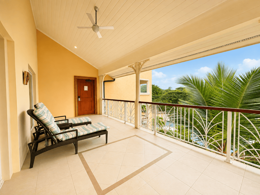 LUXURY 2-BED MARINA VIEW APARTMENT FOR SALE LOCATED AT THE LANDINGS RESORT, PIGEON POINT, SAINT LUCIA