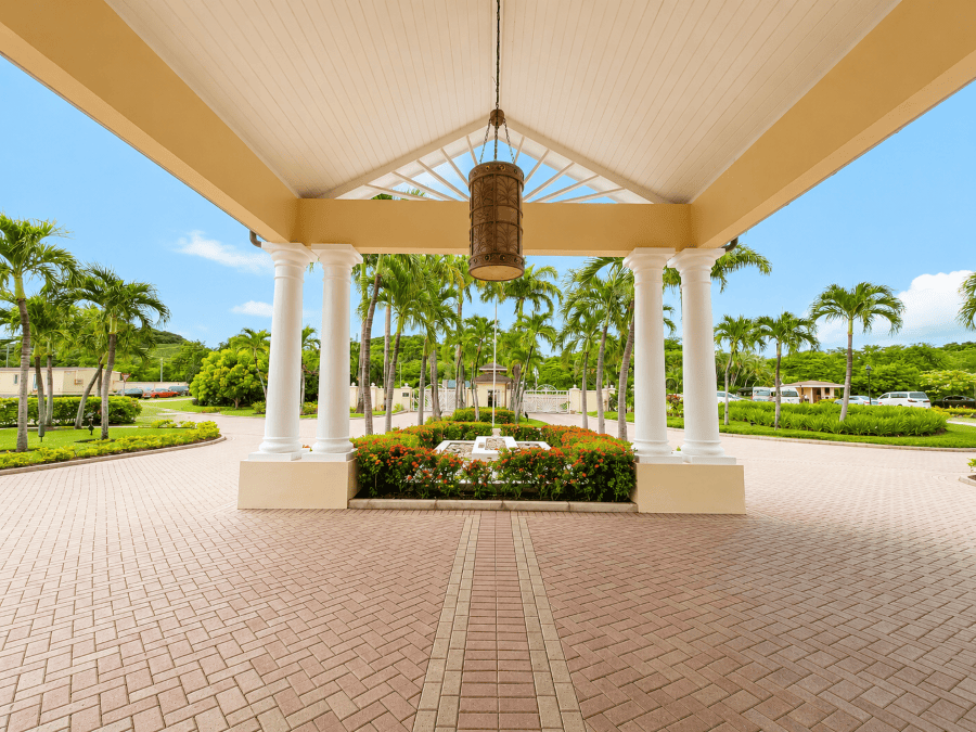 LUXURY 2-BED MARINA VIEW APARTMENT FOR SALE LOCATED AT THE LANDINGS RESORT, PIGEON POINT, SAINT LUCIA